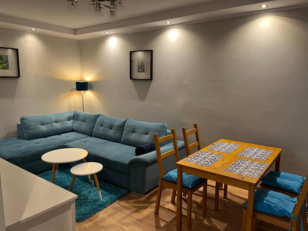 Apartament Turkusowy Apartment กาลิช ภายนอก รูปภาพ